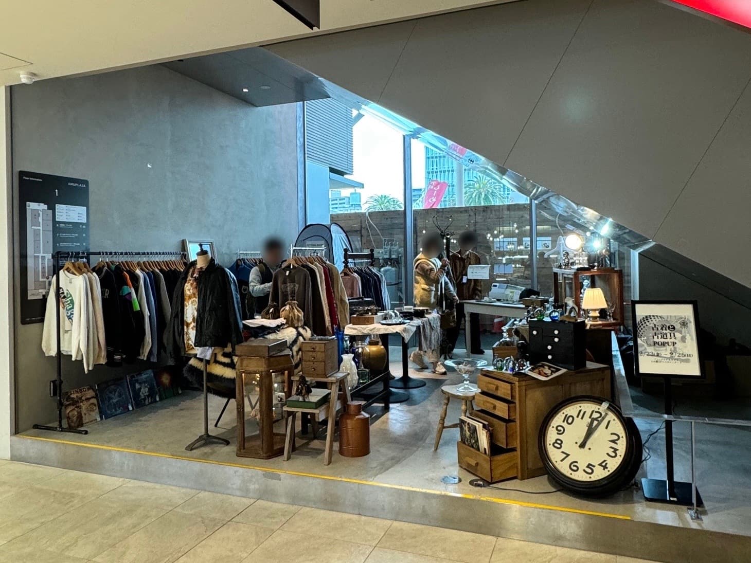 うみ館 食物販などの催事に最適な1Fエスカレーター下トラフィックの多いイベントスペース2