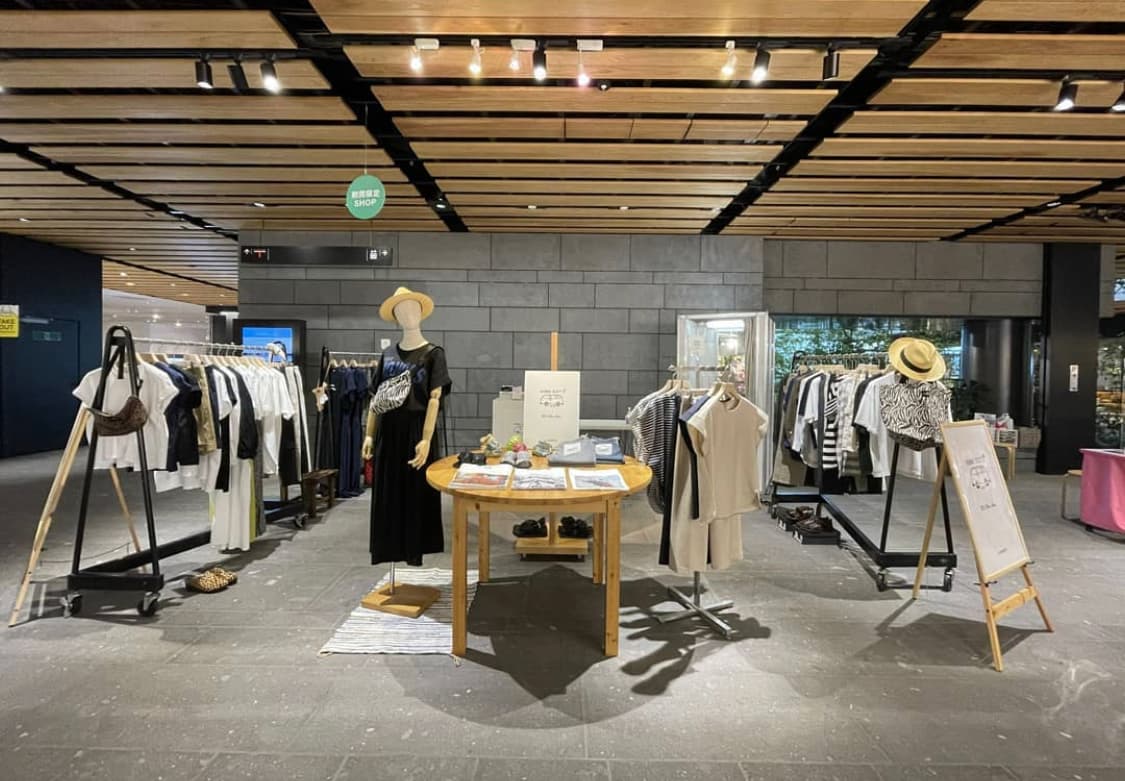 AMU3階 滝前イベントスペース1