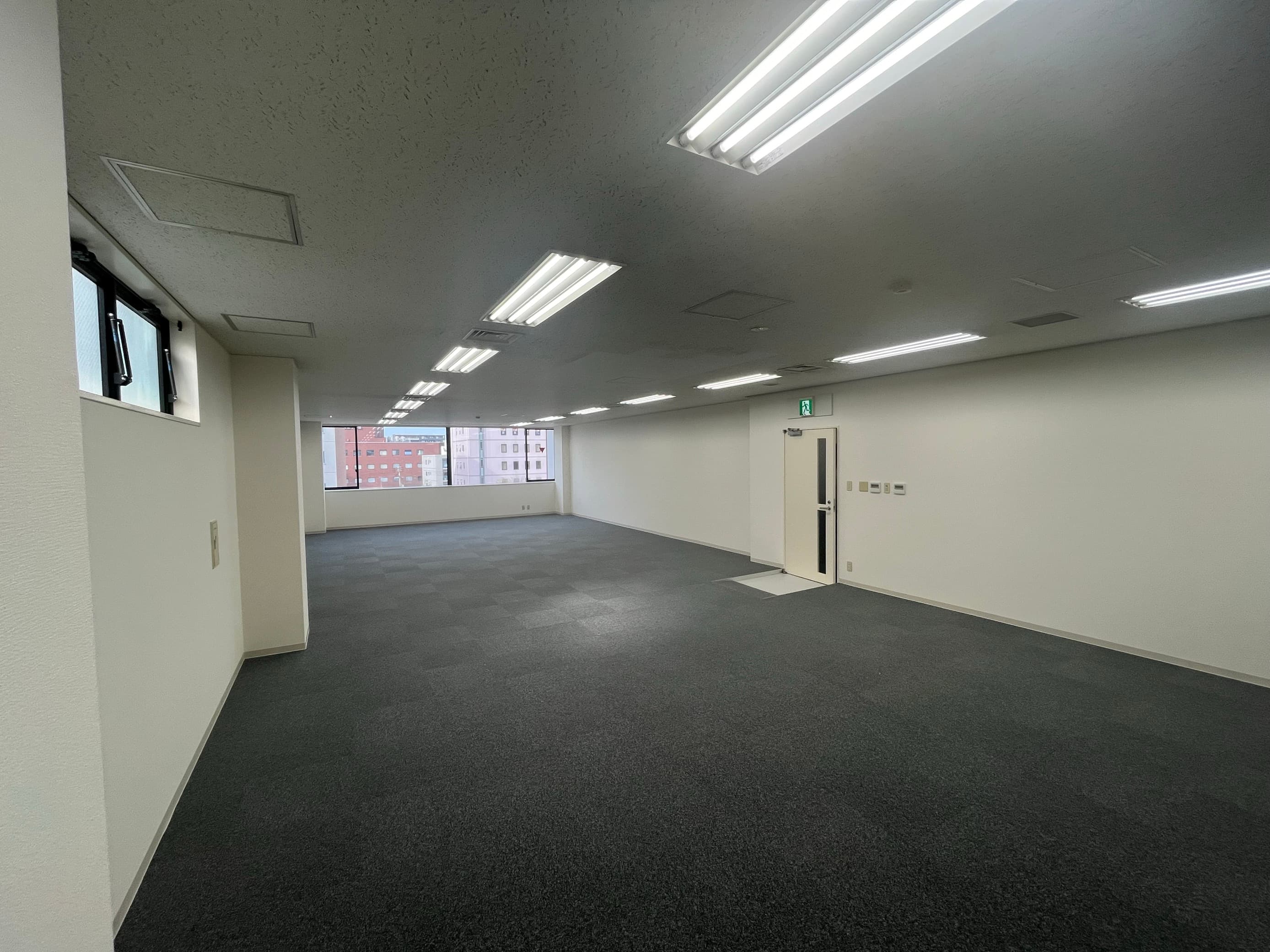 401号区画(事務所募集区画)